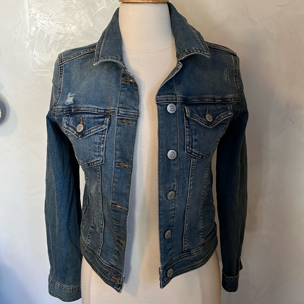 Aeropostale Light weight stretch medium wash Denim Jean Jacket Size Medium - Picture 6 of 15